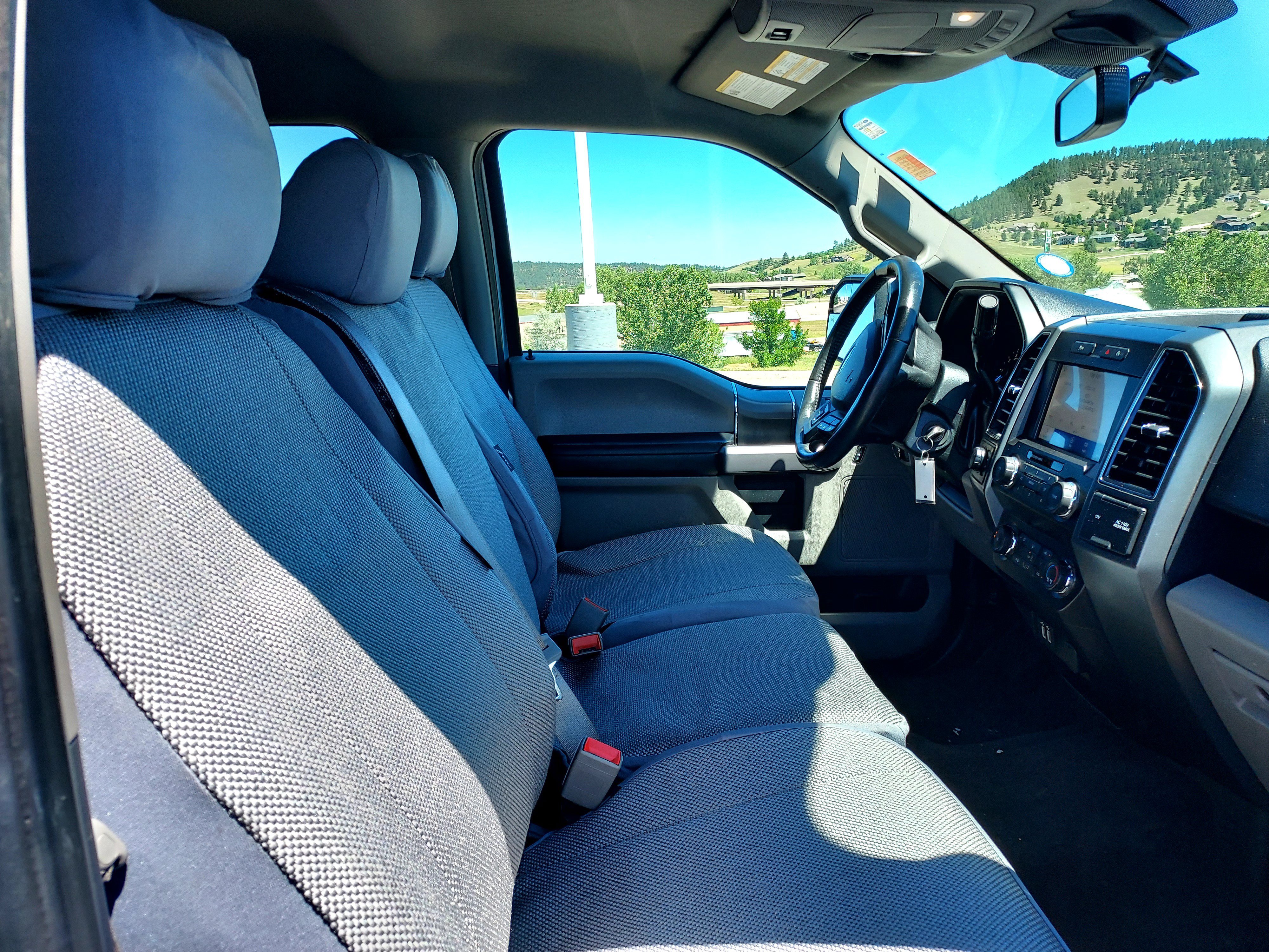 Used 2020 Silver Ford XLT image 21