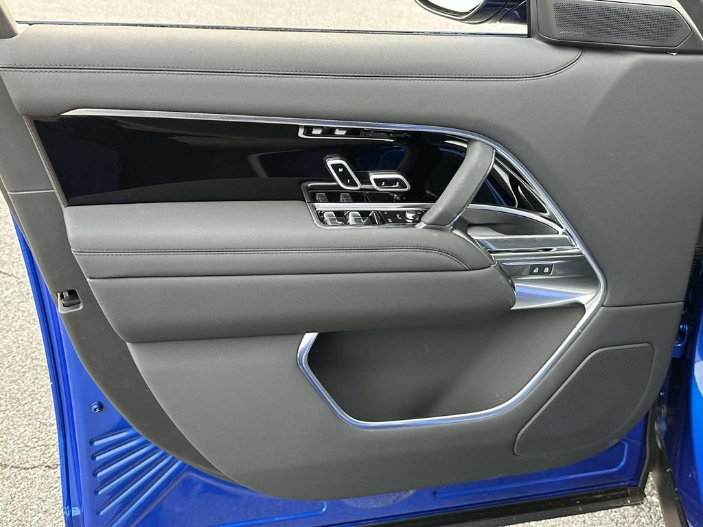 2025 Land Rover Range Rover SE - Photo 9