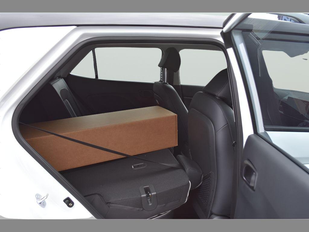 New 2026 Lunar White w/Black Roof Hyundai SEL w/Two-Tone Roof image 16