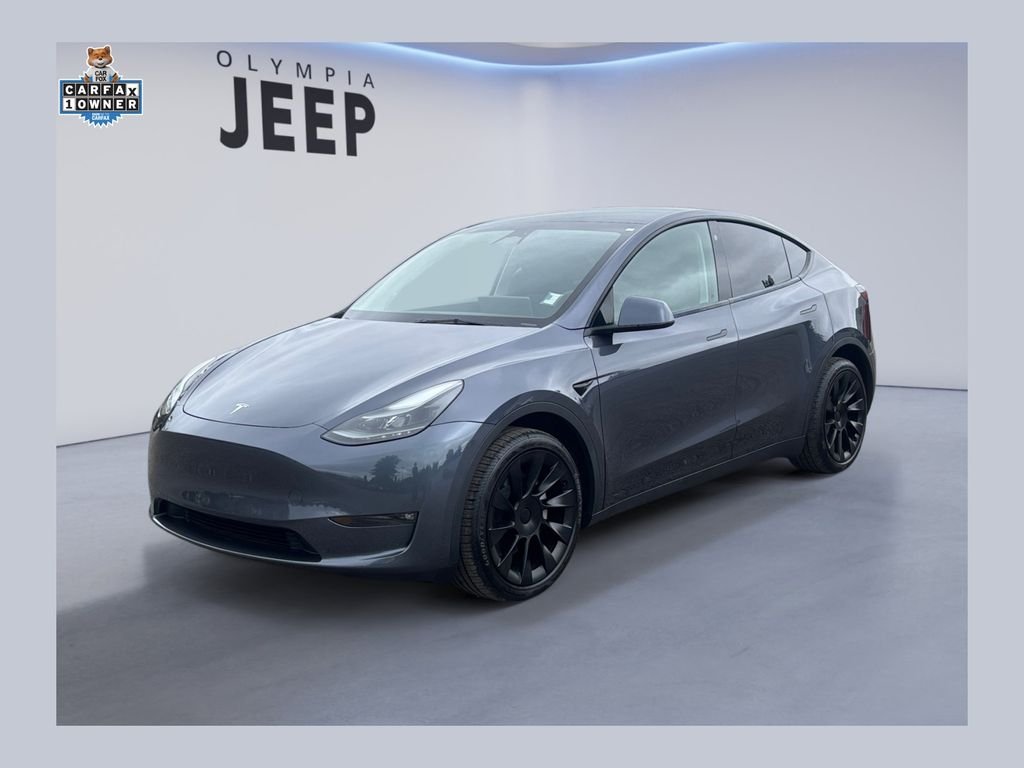 Used 2023  Tesla Long Range image 1