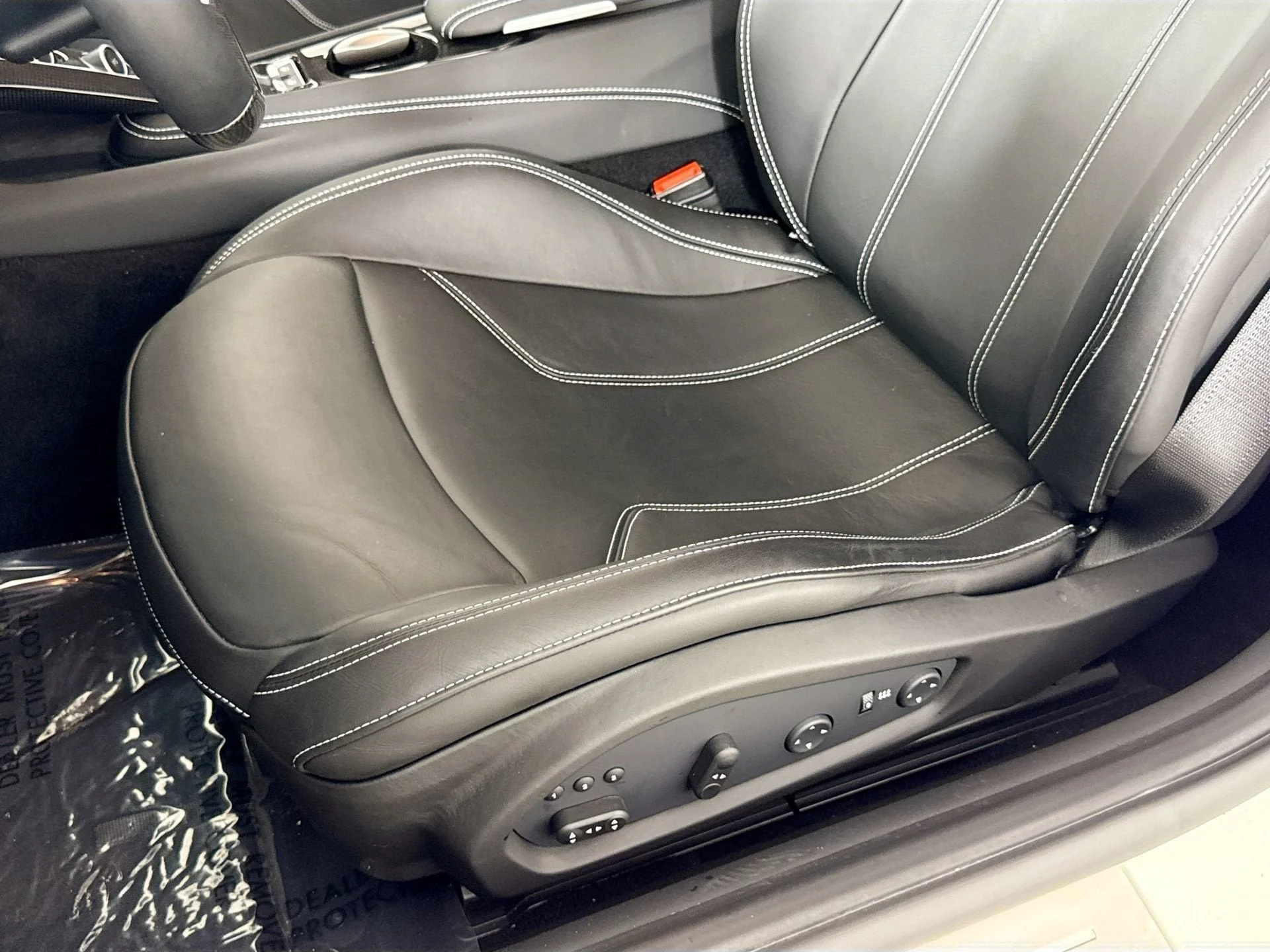 Certified Used 2017 Bianco Avus Ferrari Berlinetta image 17