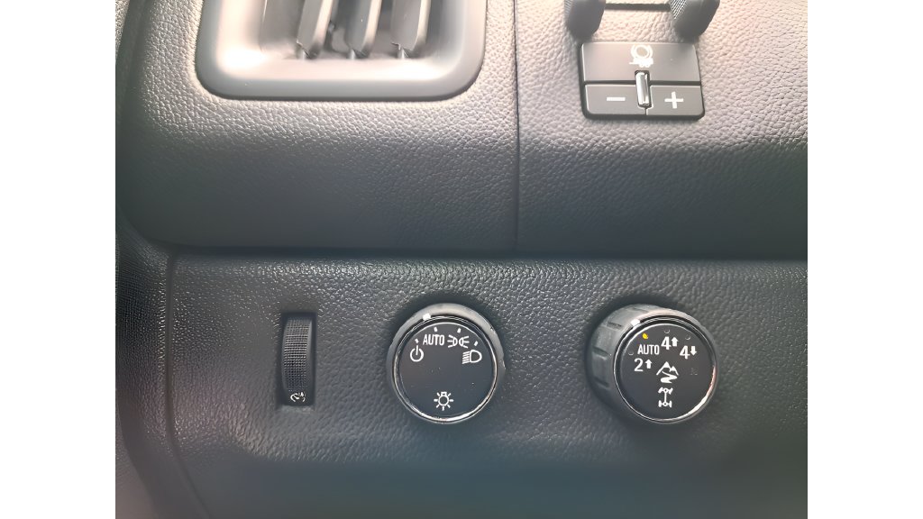 2022 Chevrolet Colorado ZR2 - Photo 21