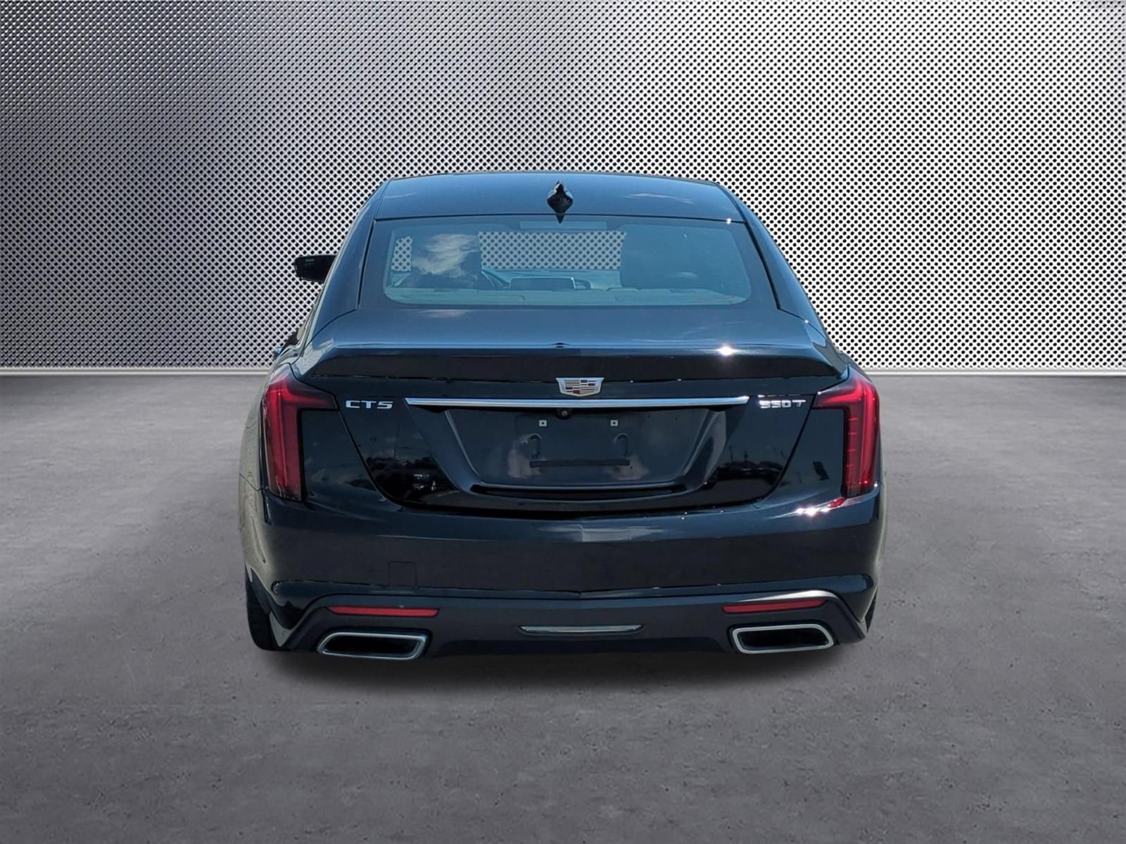Used 2022 BLACK RAVEN Cadillac Premium Luxury image 4
