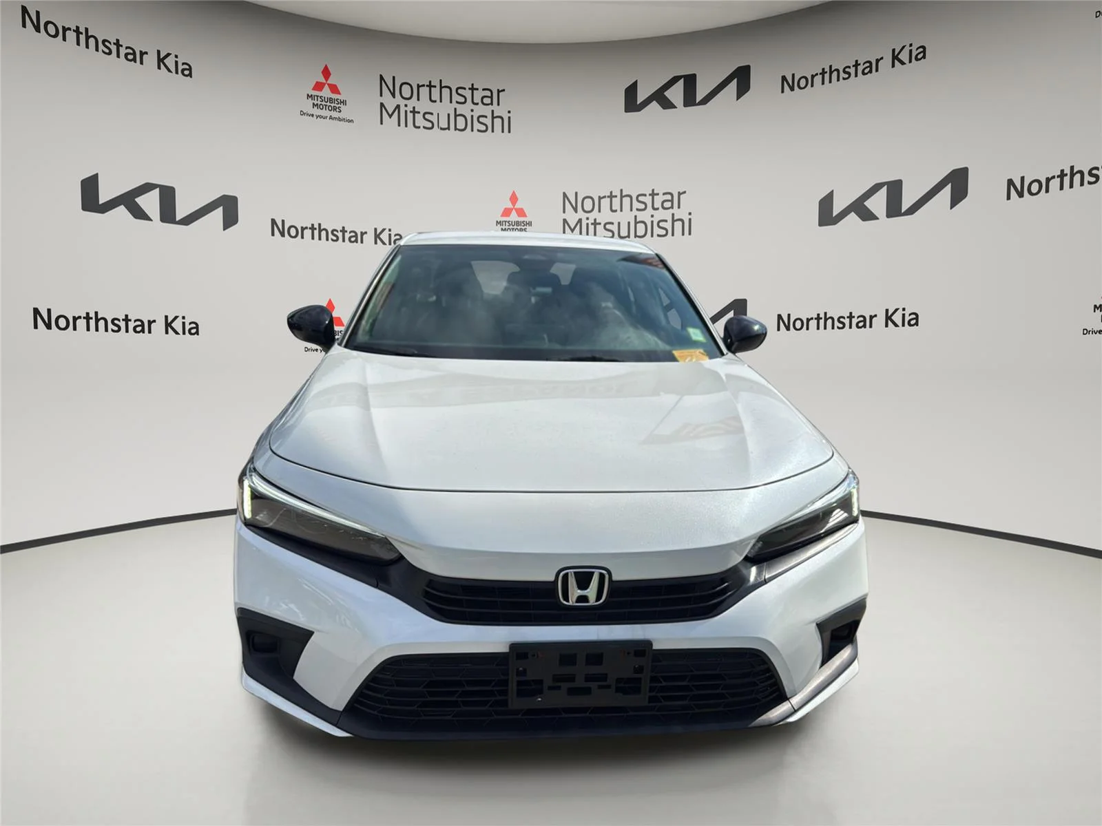 Used 2024 Platinum White Pearl Honda Sport image 9