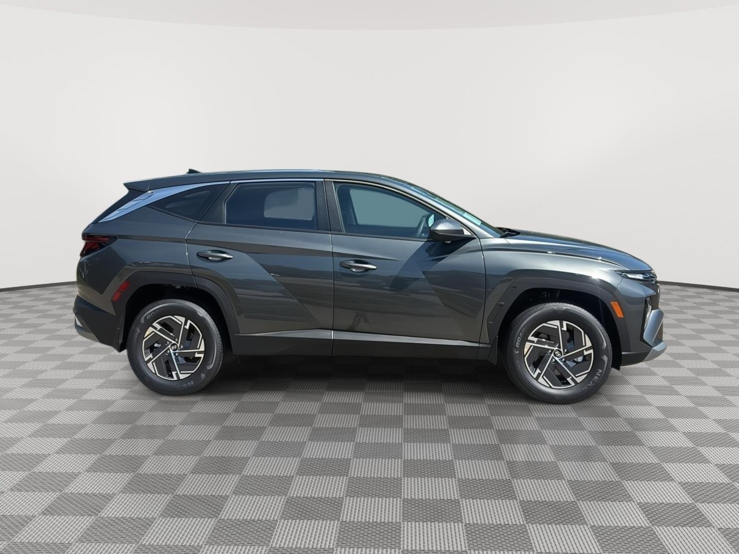 New 2026 Amazon Gray Hyundai Blue image 4