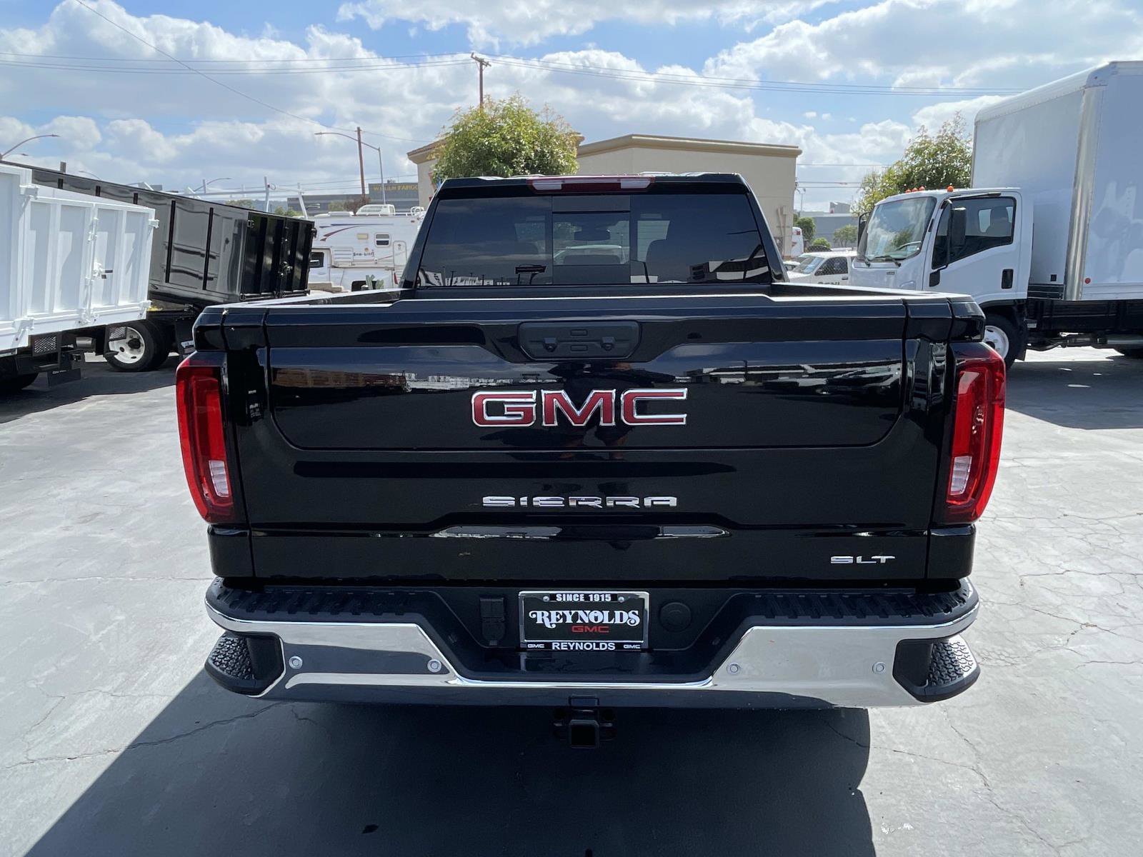 2026 GMC Sierra 1500 SLT - Photo 6