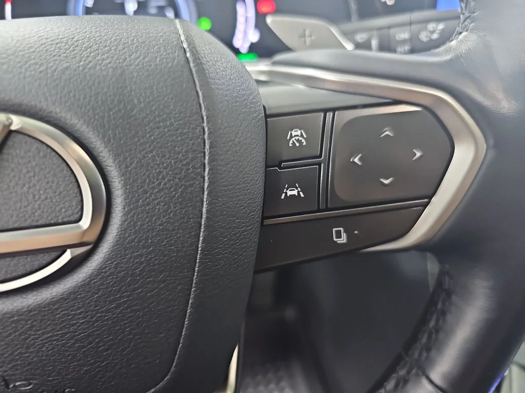Certified Used 2024 White Lexus 350h Luxury image 17