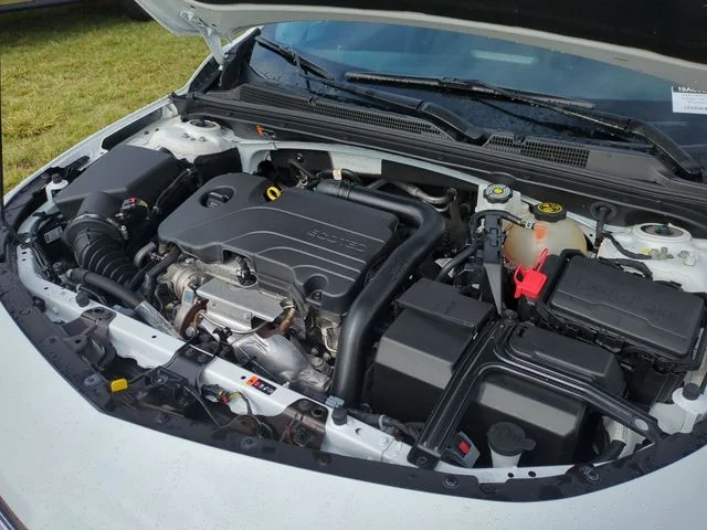 Used 2024 White Chevrolet LT image 26