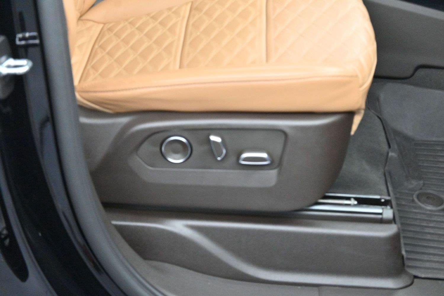 Used 2024 Black Raven Cadillac Sport image 39