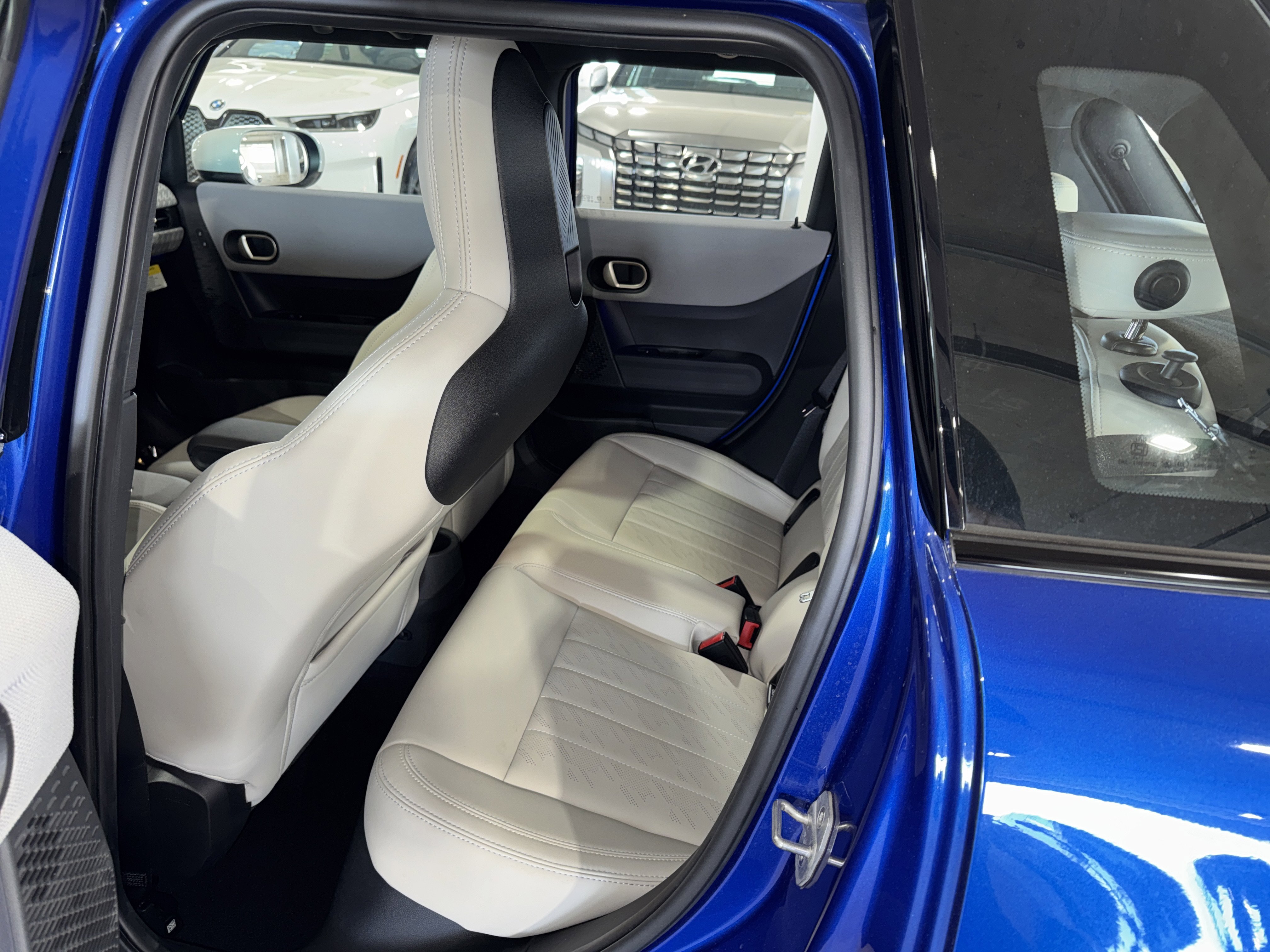 Used 2025 Blazing Blue Metallic MINI Signature Plus image 16