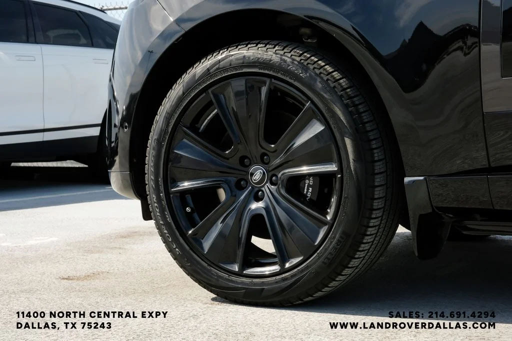 Used 2023 Black Land Rover SE image 63