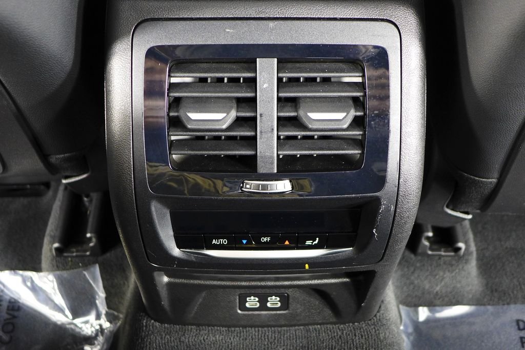 Used 2023 Mineral White Metallic BMW sDrive30i image 24