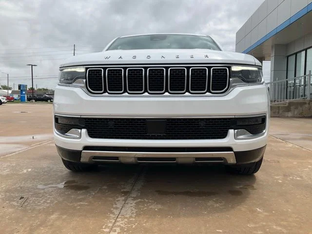 Used 2023 White Jeep Series III image 33
