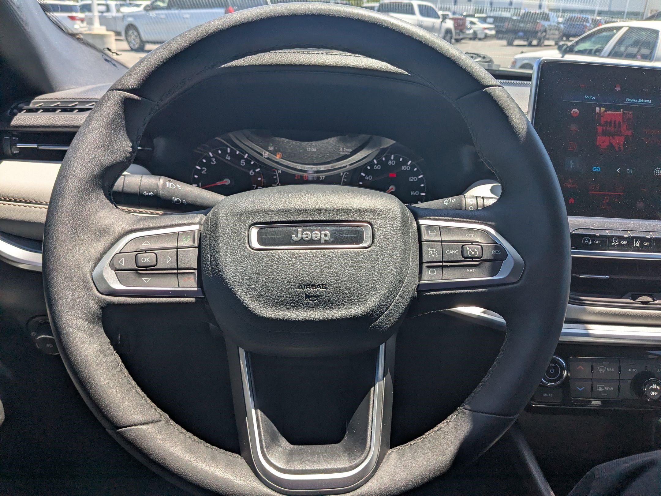 Used 2025 Hydro Blue Pearlcoat Jeep Limited image 17