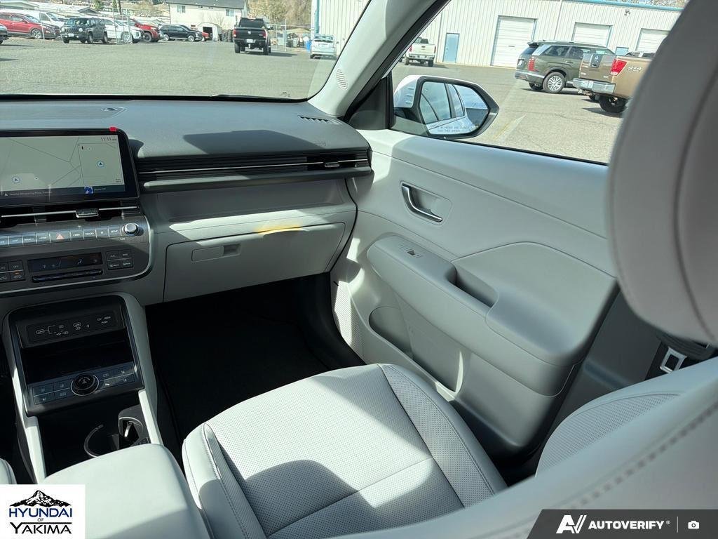 New 2026 Atlas White Hyundai Limited AWD image 25