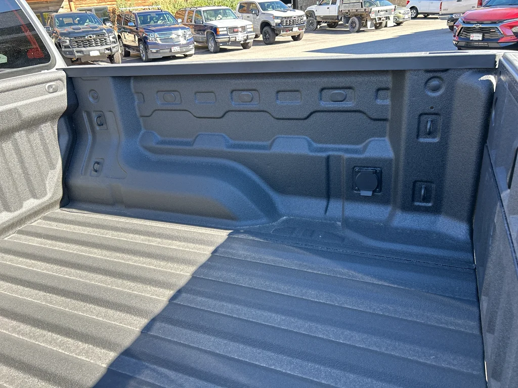 2026 Chevrolet Colorado ZR2 - Photo 11