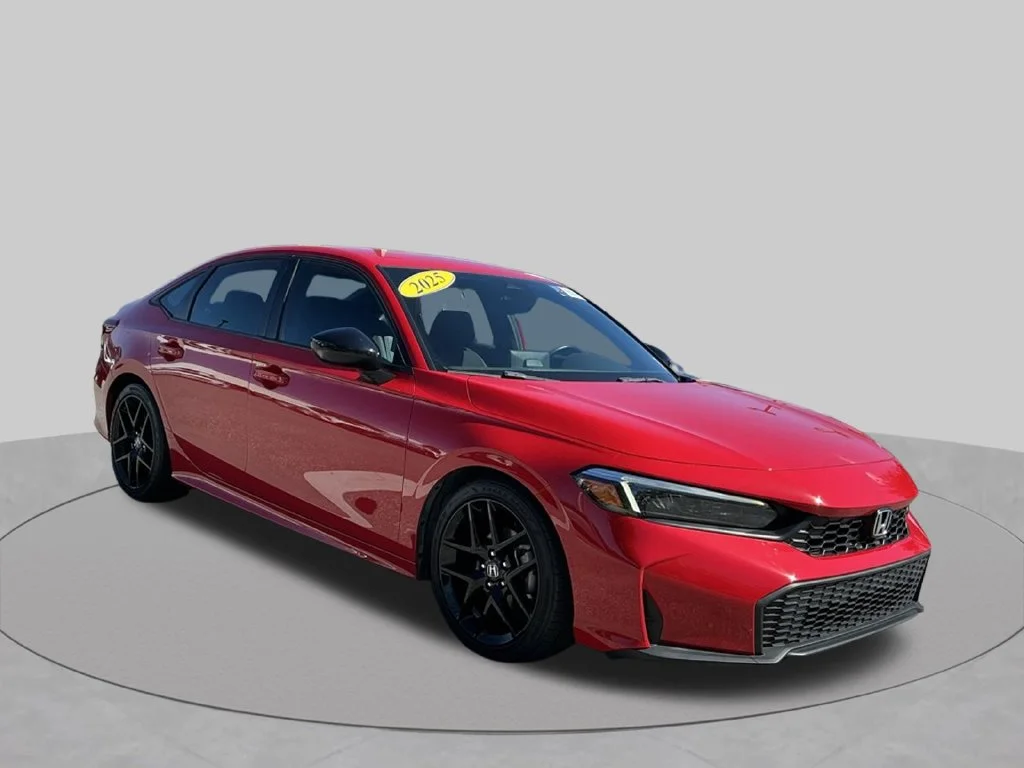 Used 2025  Honda Sport image 9