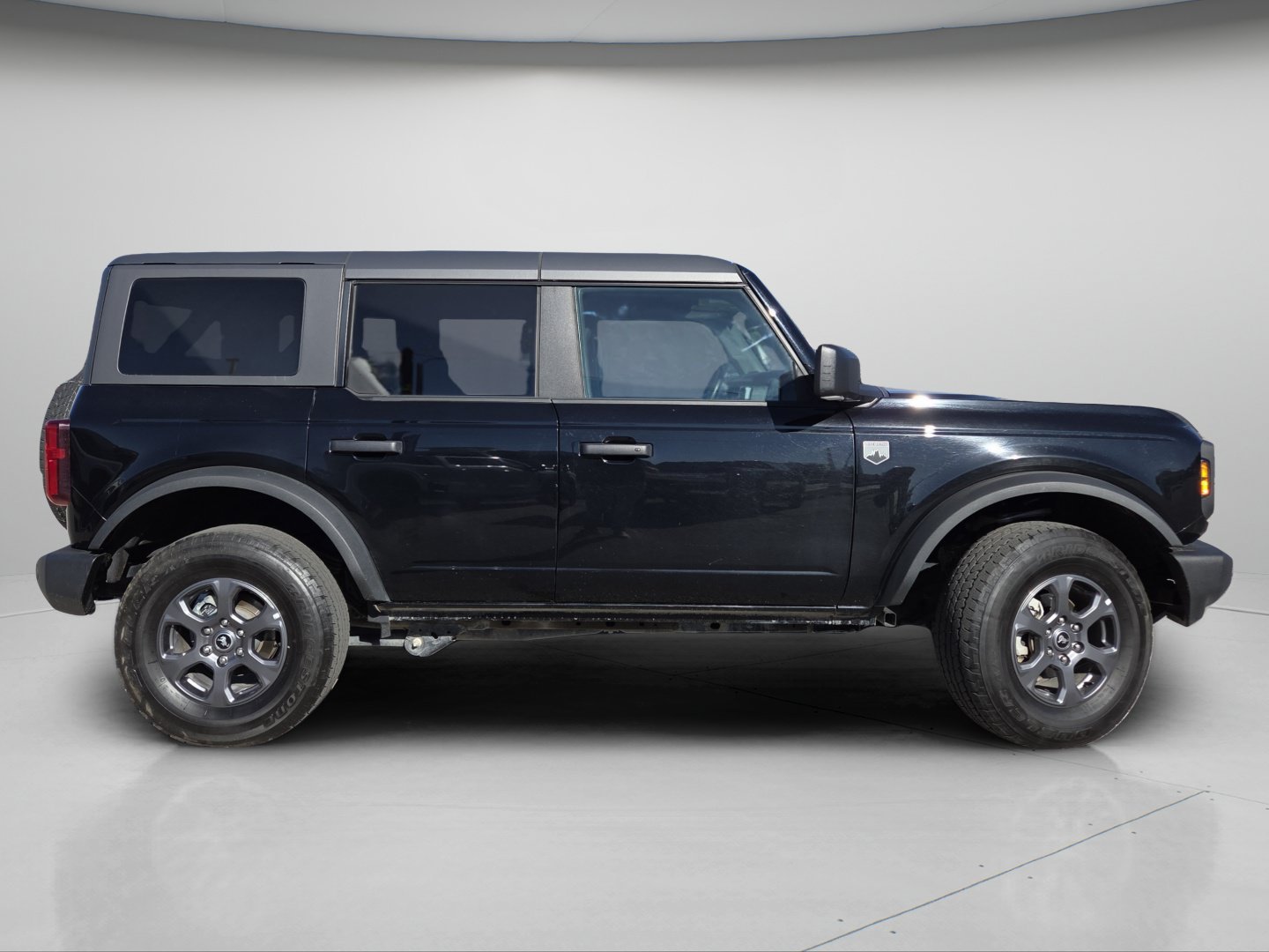 Used 2025 Shadow Black Ford Big Bend image 24