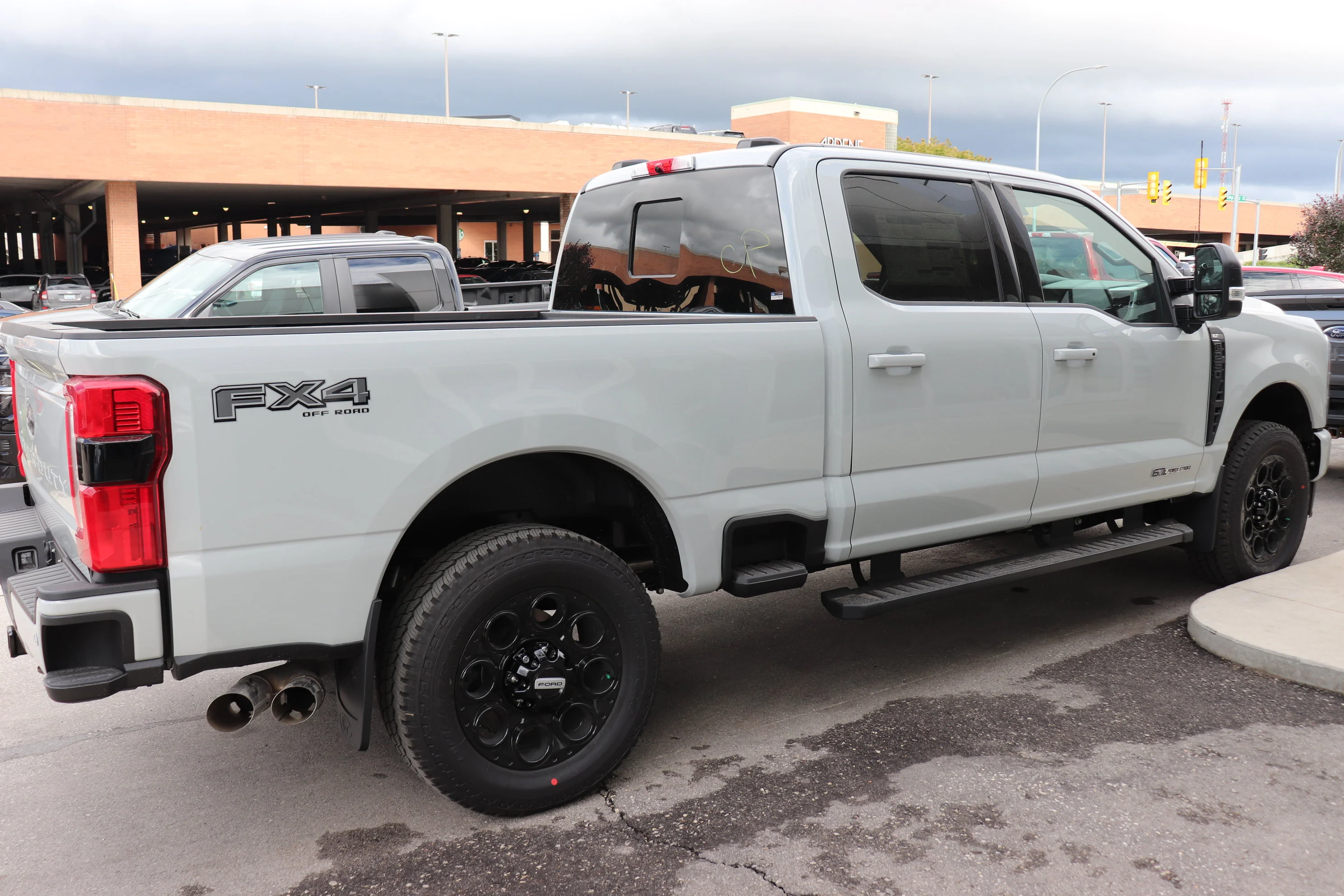 New 2026 AVALANCHE Ford XLT image 4