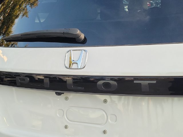 2025 Honda Pilot Touring - Photo 8