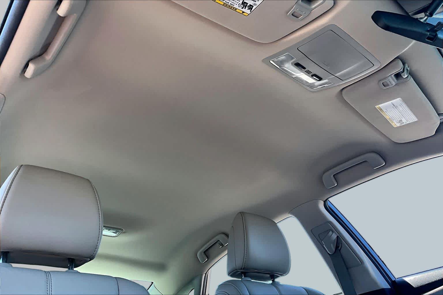 Used 2017 Magnetic Gray Metallic Toyota XLE image 13