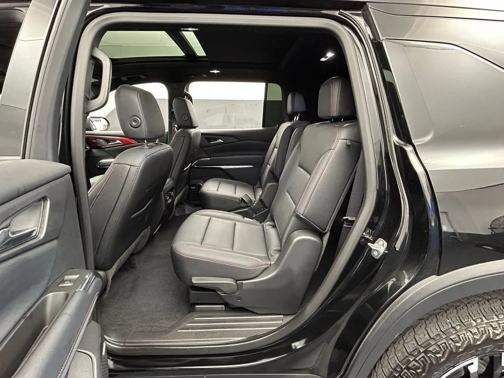 Used 2025 Mosaic Black Metallic Chevrolet Z71 image 51
