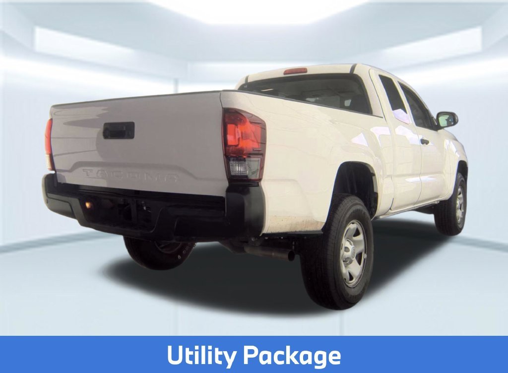 Used 2018 White Toyota SR image 2