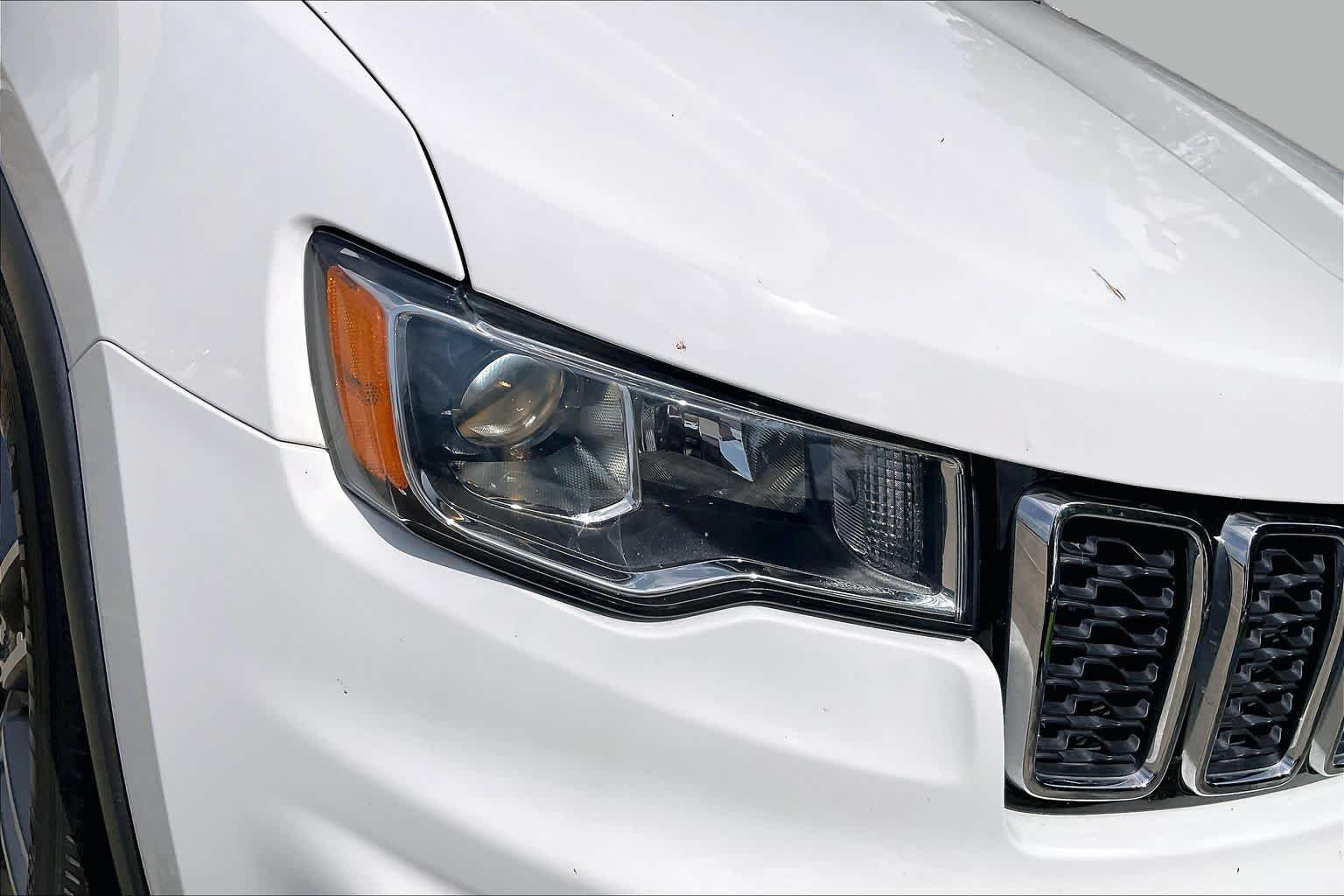 Used 2021 Bright White Clearcoat Jeep Limited image 26