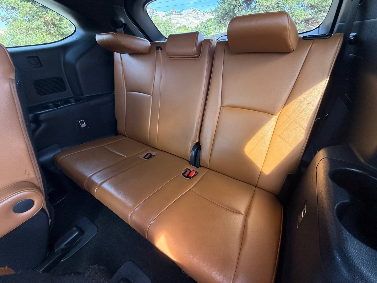 Used 2023 Pearl Toyota Platinum image 21