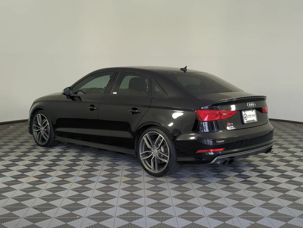 Used 2016  Audi 2.0T Premium Plus image 4