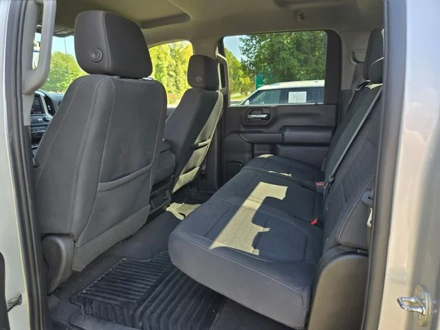 Used 2023 Silver Chevrolet LT image 11