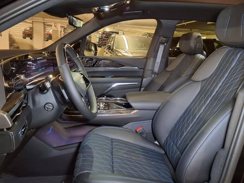 2026 Cadillac Escalade IQ Sport - Photo 14