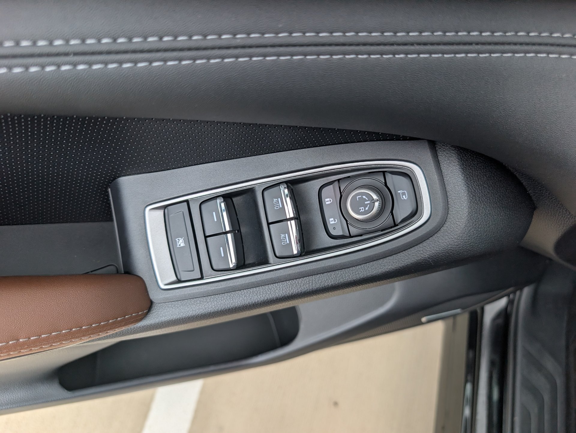 Certified Used 2024 Black Subaru Touring image 21