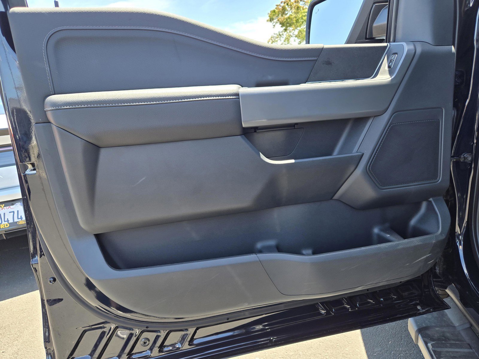 New 2026 Antimatter Blue Metallic Ford XLT image 9
