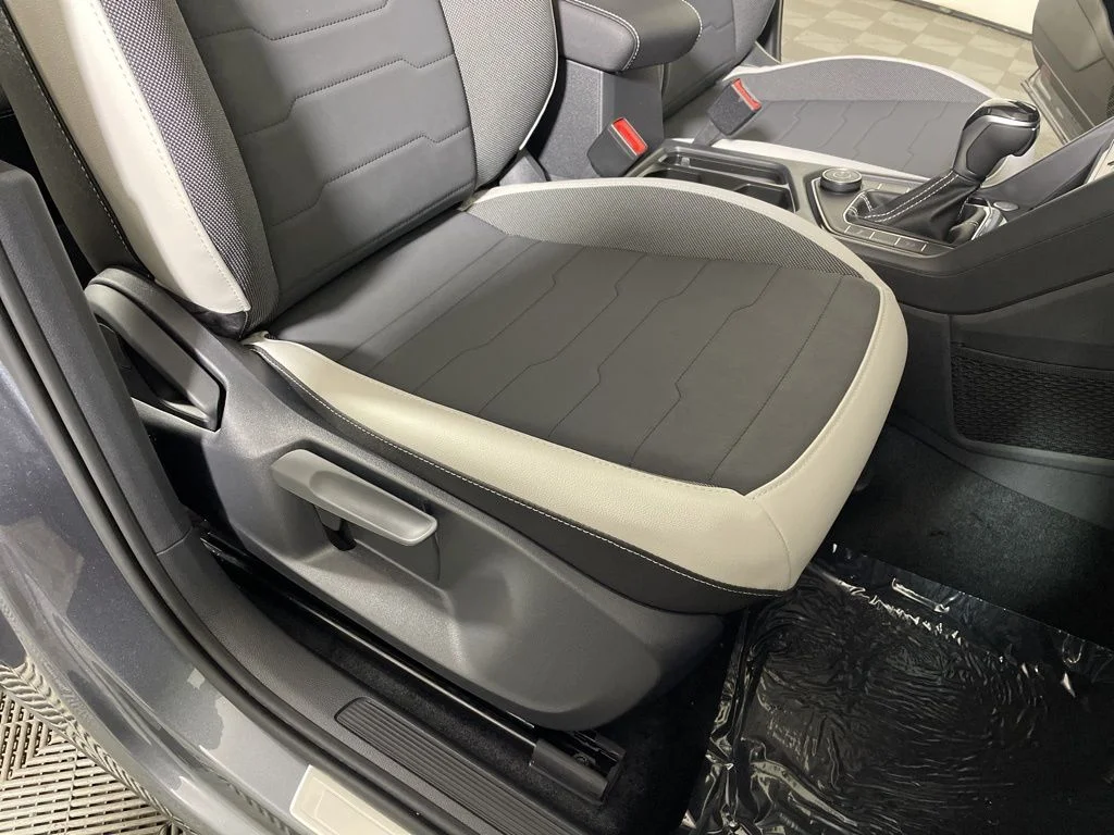 New 2026 Gray Volkswagen 1.5T SE image 23