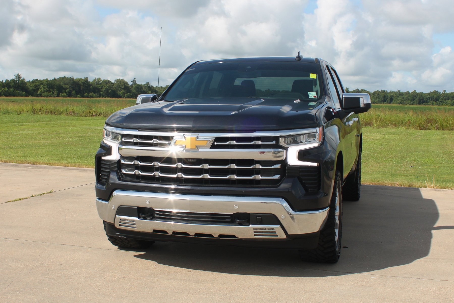 Used 2023 Dark Ash Metallic Chevrolet 4WD Crew Cab 147 LTZ image 27