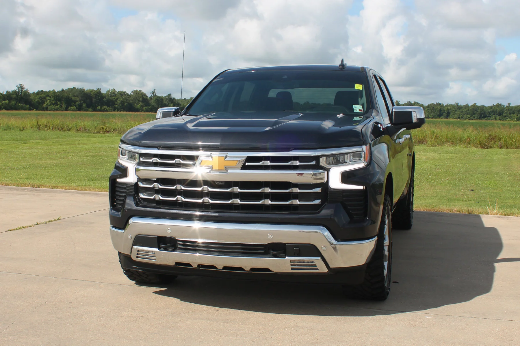 Used 2023 Dark Ash Metallic Chevrolet 4WD Crew Cab 147 LTZ image 27