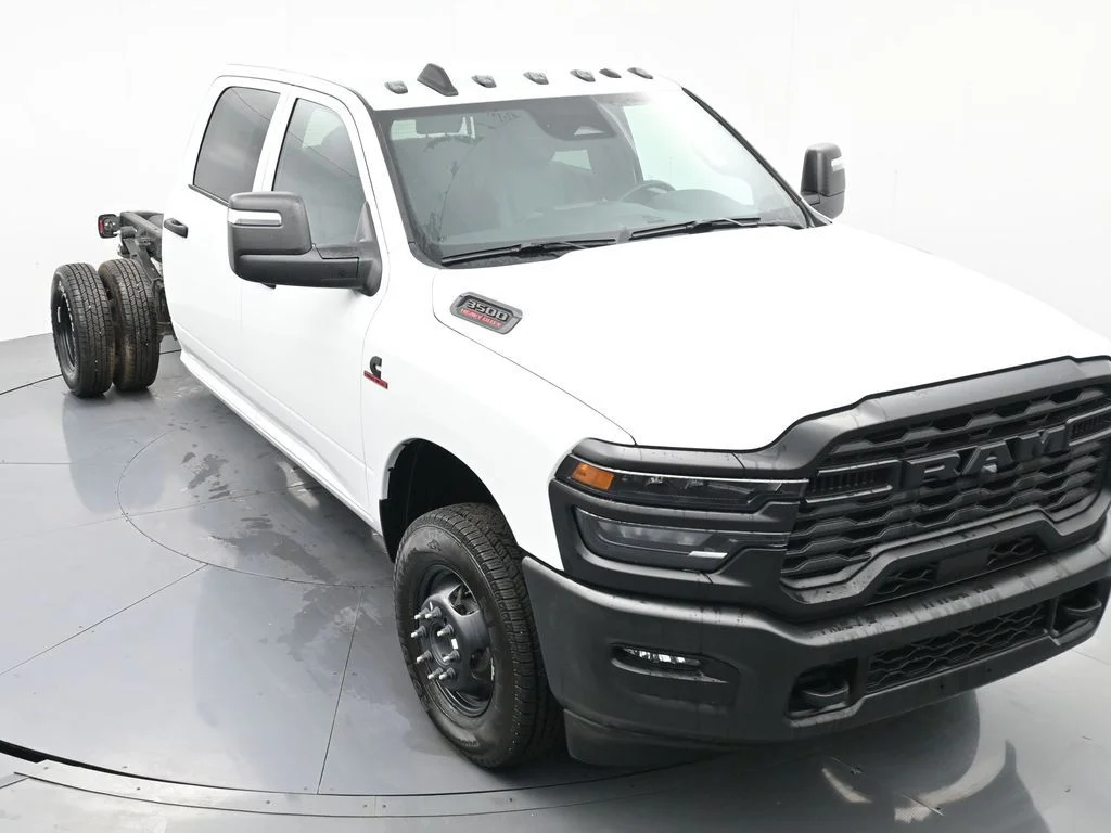 2026 RAM 3500 Chassis Tradesman - Photo 21