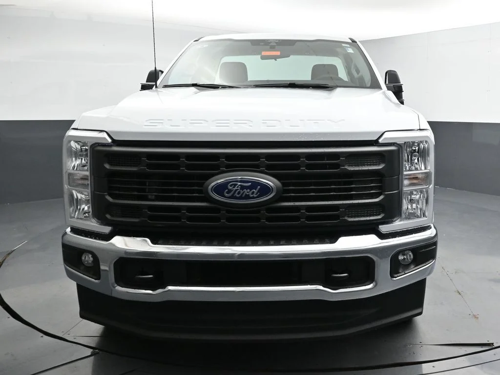2026 Ford F-250 Super Duty XL - Photo 2