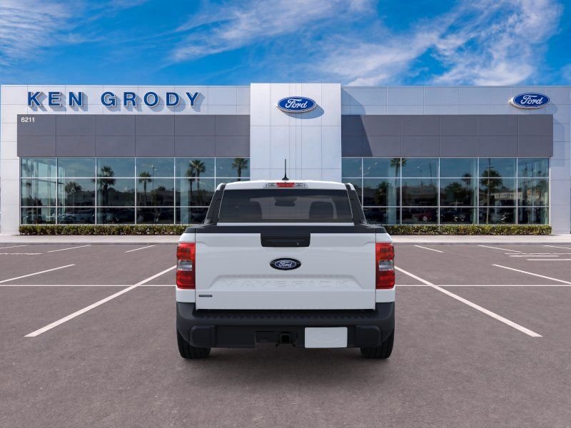 New 2026 Oxford White Ford XLT image 6