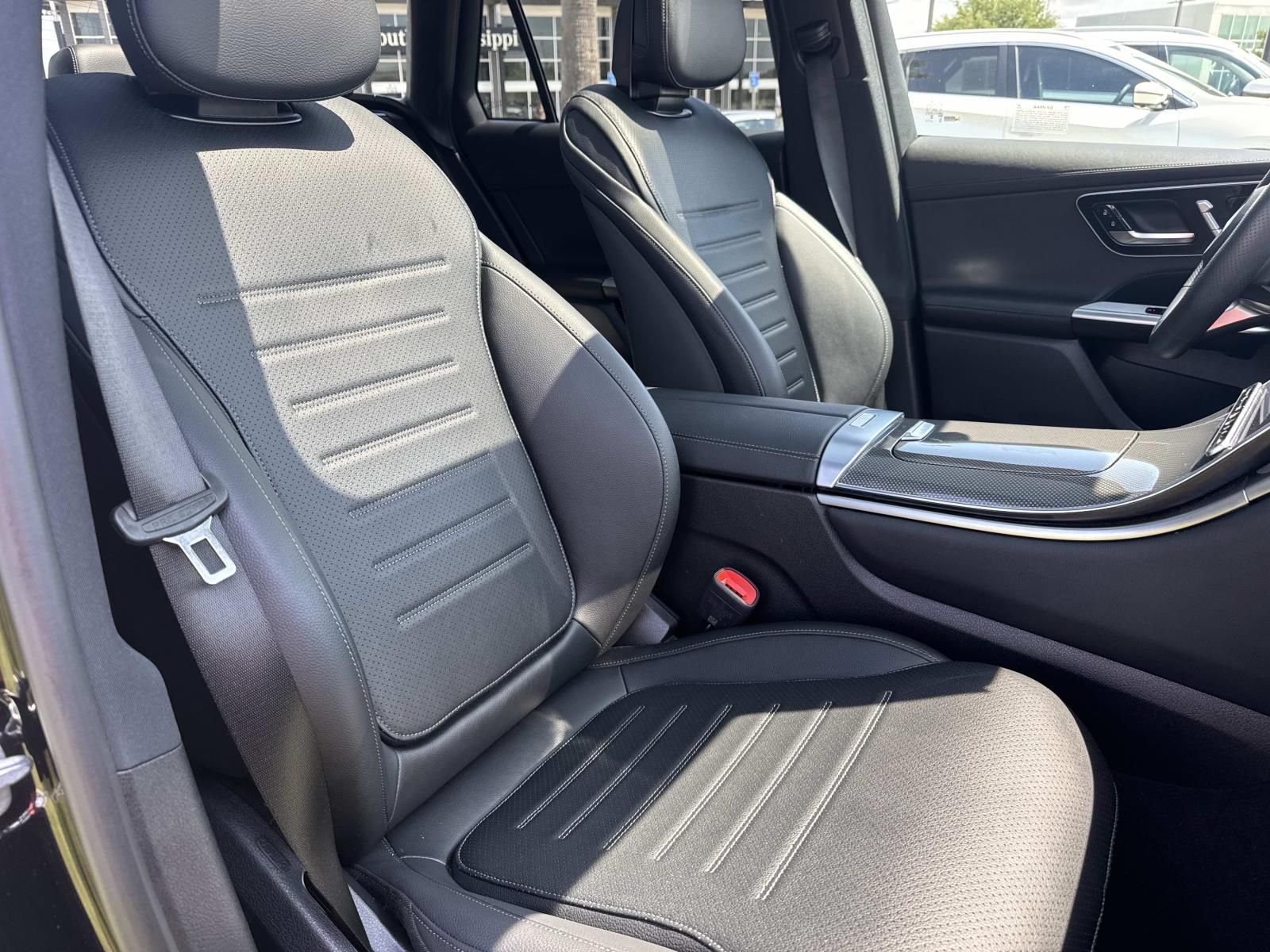 Certified Used 2026 Black Mercedes-Benz GLC 300 image 11