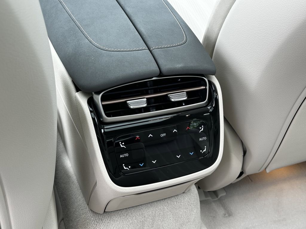 New 2026 Obsidian Black Metallic Mercedes-Benz EQS 450 image 26