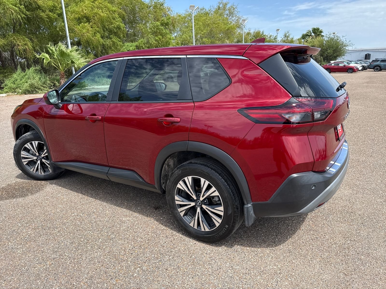 Used 2023 Red Nissan SV image 5