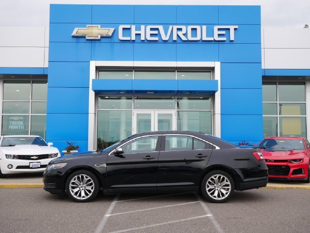 Used 2017 Ford Taurus Limited with VIN 1FAHP2F85HG137676 for sale in Roseville, Minnesota