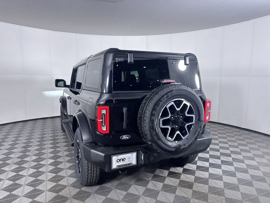 New 2026 Shadow Black Ford Outer Banks image 24