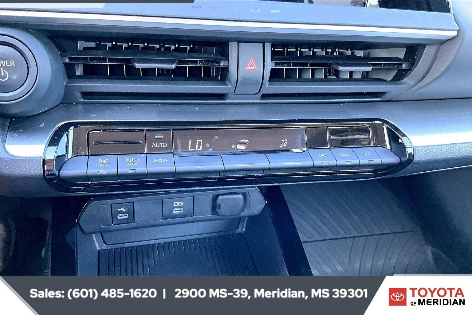 Used 2024 Cutting Edge Toyota LE image 21