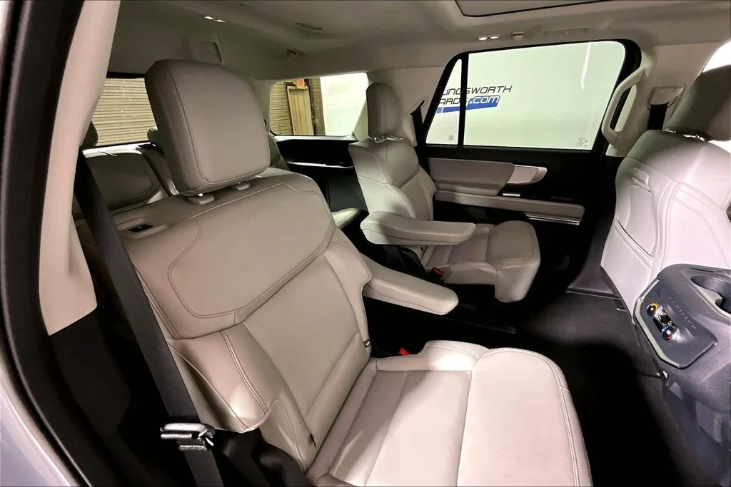 Used 2025 Gray Metallic Ford Active image 22