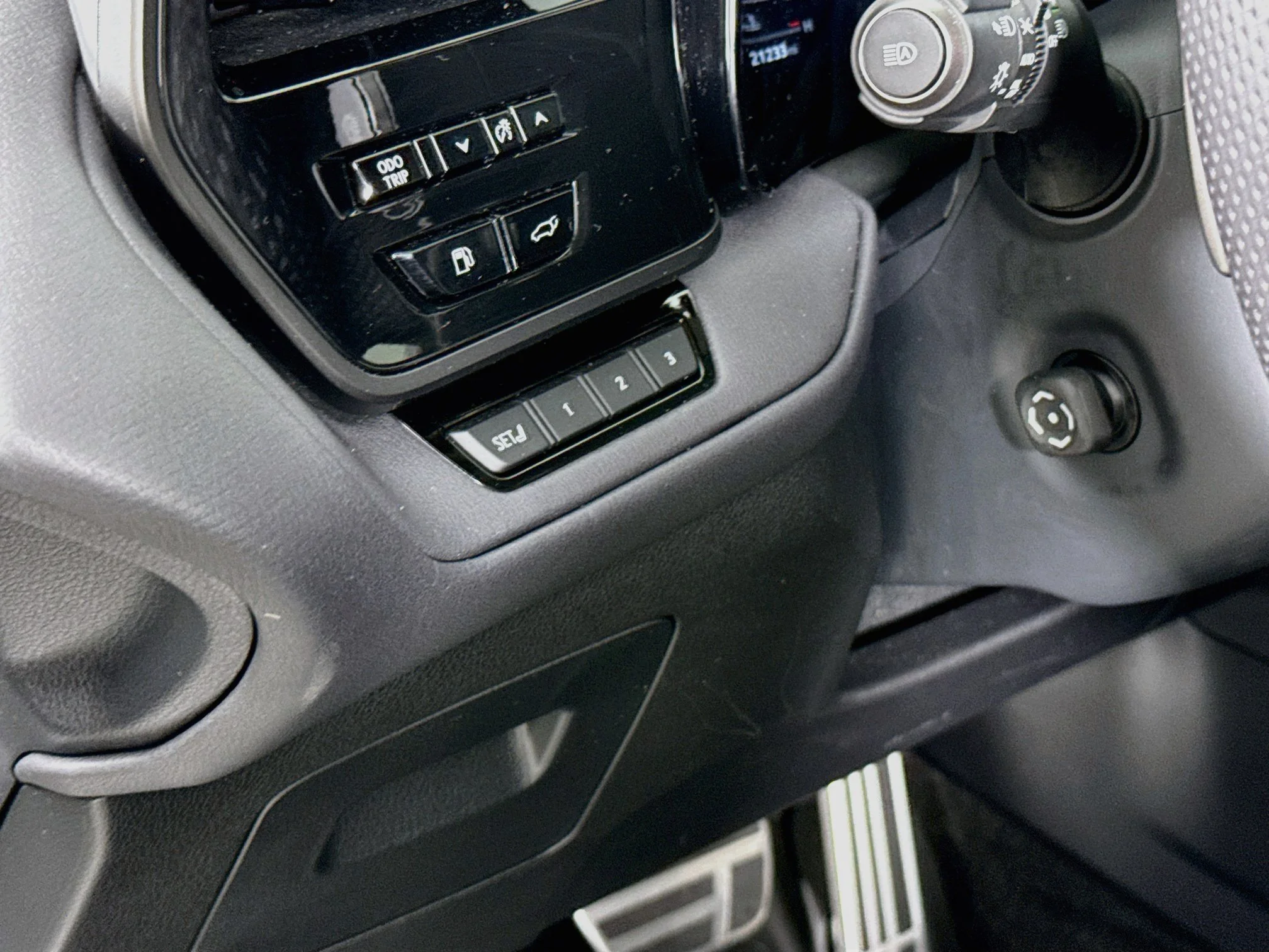 Used 2025 Wind Chill Pearl Lexus 350 F SPORT Handling image 10