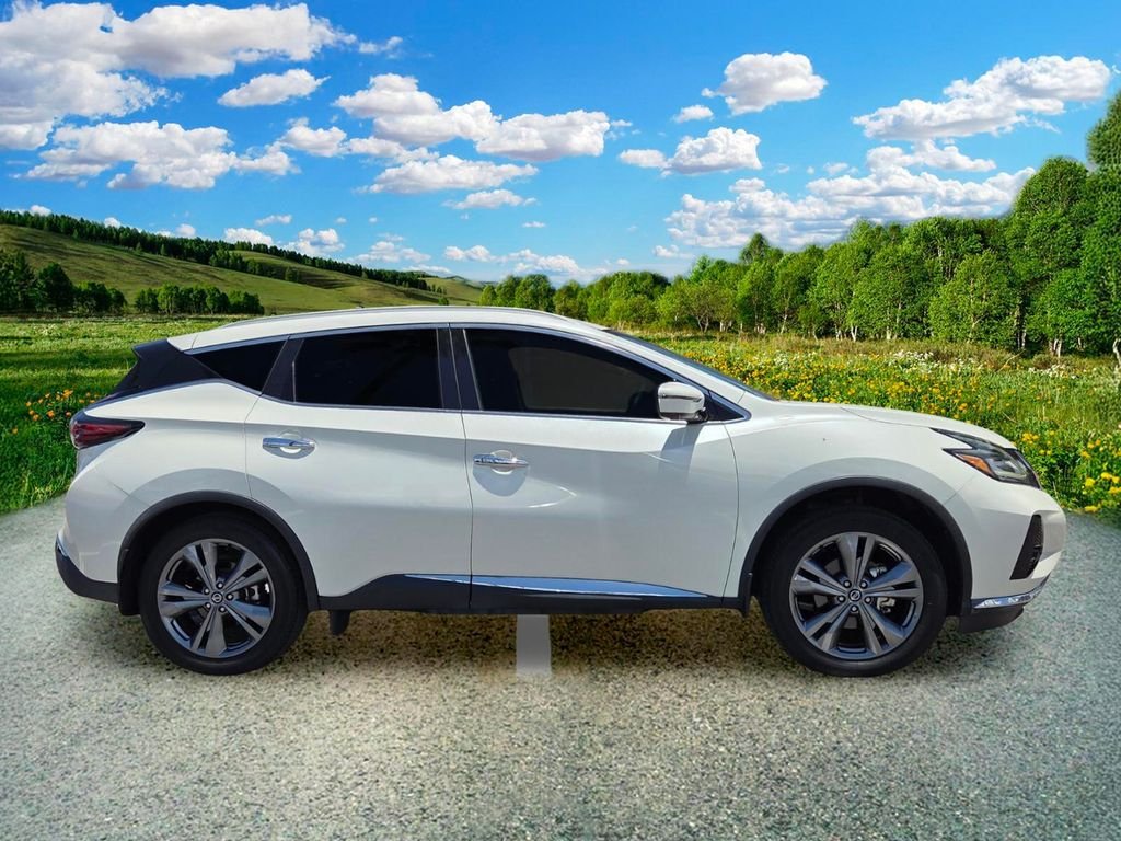 Used 2021 White Nissan Platinum image 7