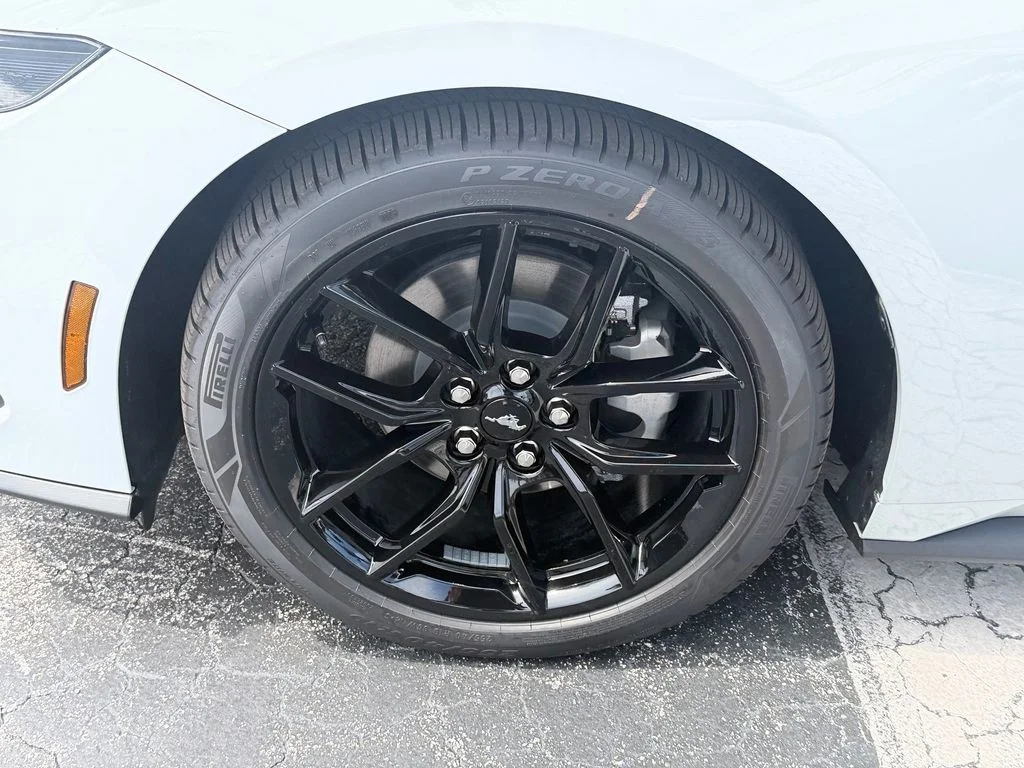 New 2026 Avalanche Gray Ford EcoBoost® Premium Fastback image 15